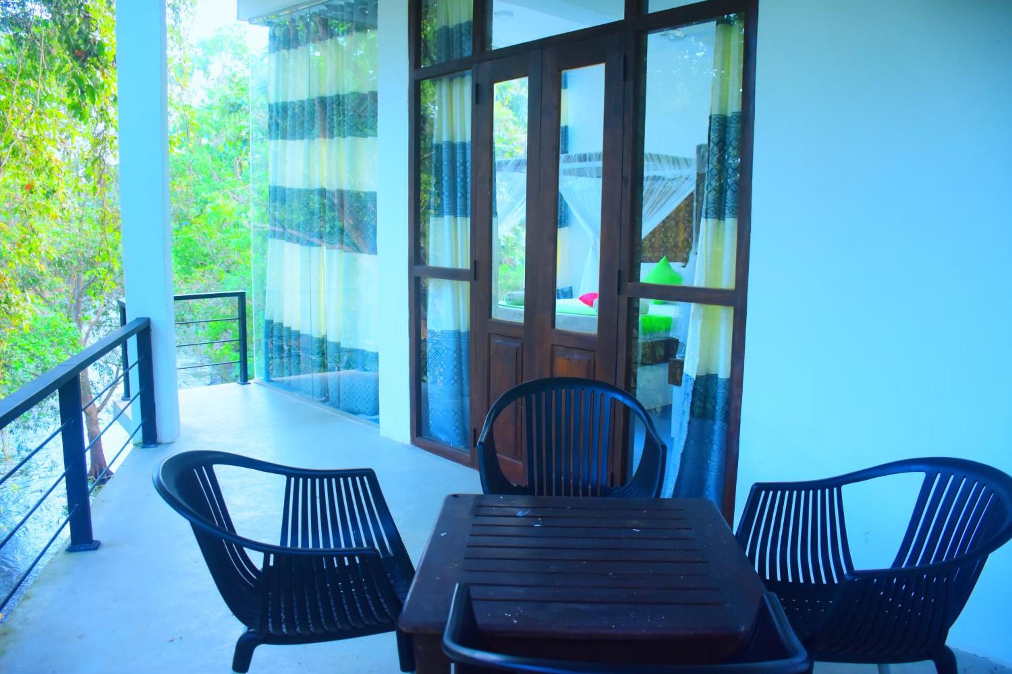 Sunwin River Cabana Uda Walawe Extérieur photo