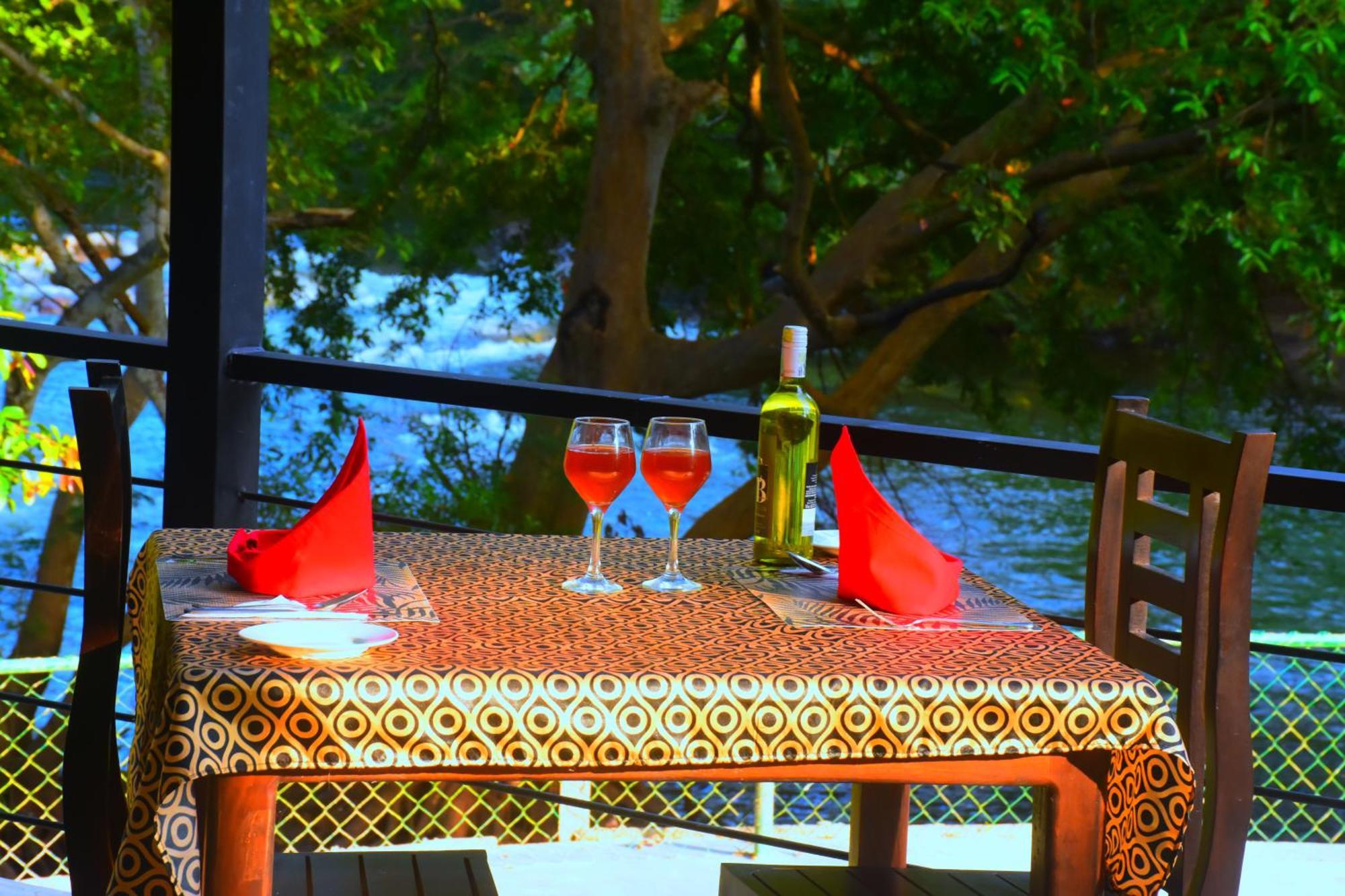 Sunwin River Cabana Uda Walawe Extérieur photo